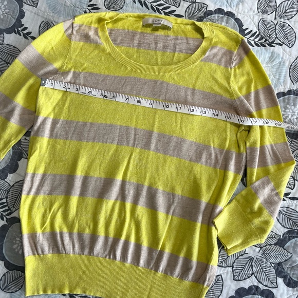 Ann TaylorLoft Sweater Yellow & Gray Women’s Sz S - Picture 4 of 5